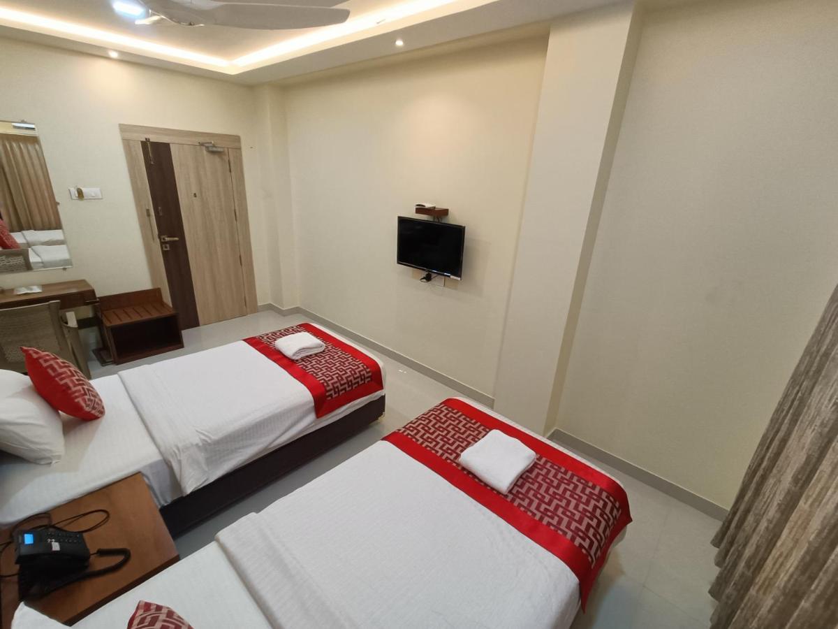 Sri Aswin Grand Hotel Namakkal Exterior photo